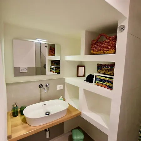 Casa Livia In Centro Storico A Due Passi Dall'acquario *