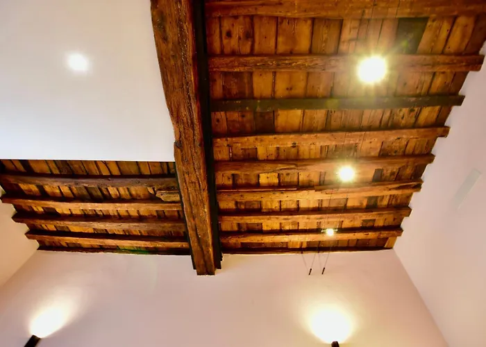 Casa Livia In Centro Storico A Due Passi Dall'acquario Janov