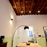 Casa Livia In Centro Storico A Due Passi Dall'acquario * Janov